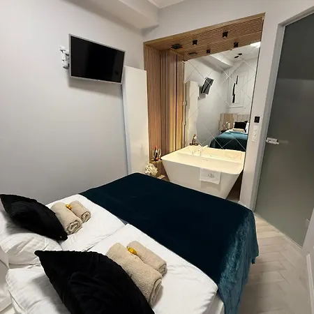 Dasto Jacuzzi Apartments Old Town Kraków-3